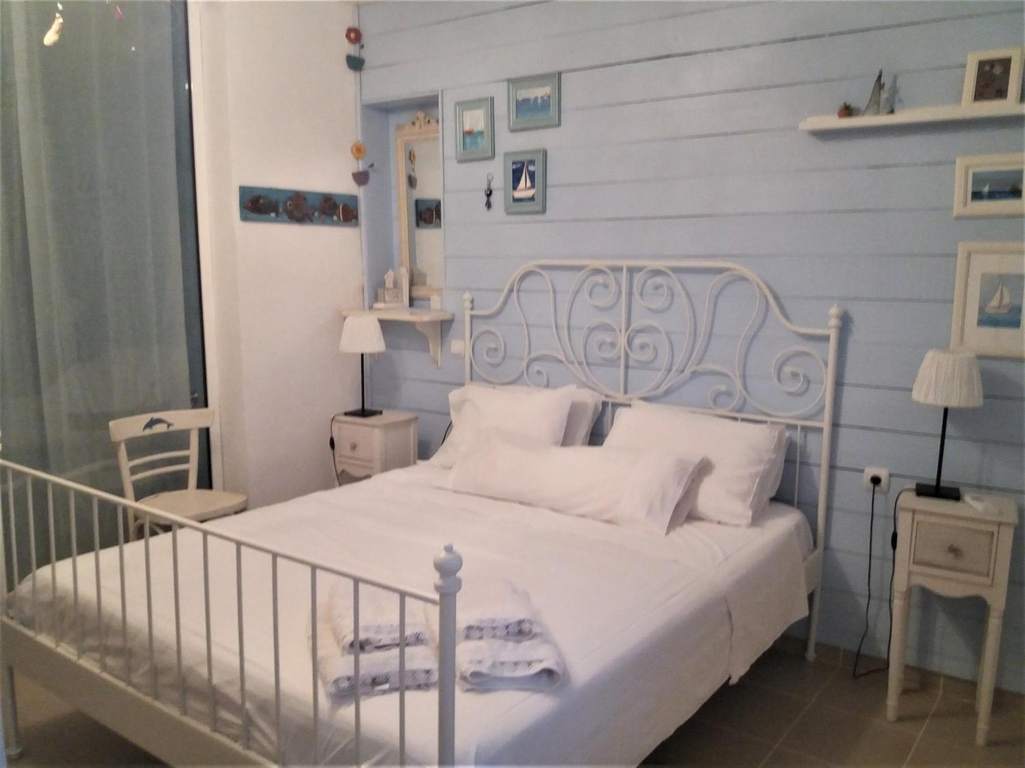 Holiday home Lemonelia, One Big,4-5 People And One Small ,2-3 People Loutsa (Preveza)